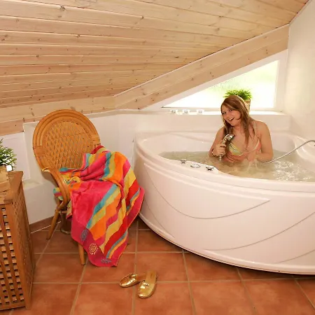 Four-bedroom Holiday In Hadsund 6